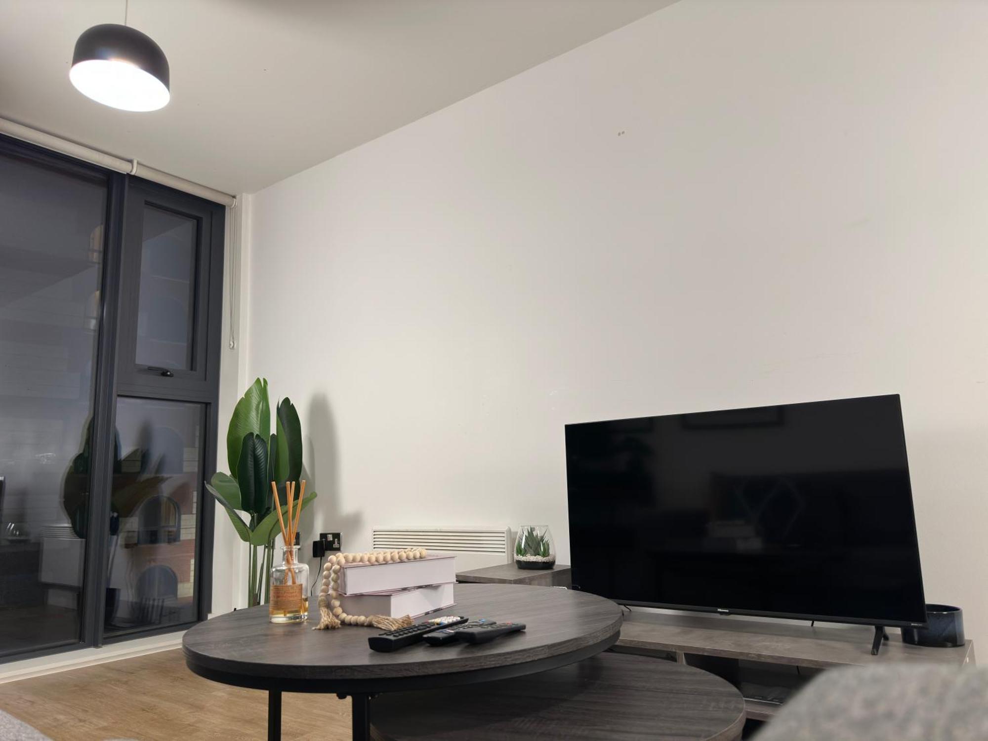 Cozy City Centre Apartment With Free Parking And Free Gym Birmingham Exterior foto